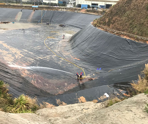 盘锦废水池清理